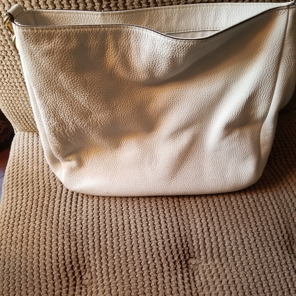 Michael Kors White Purse - Picture 2 of 7